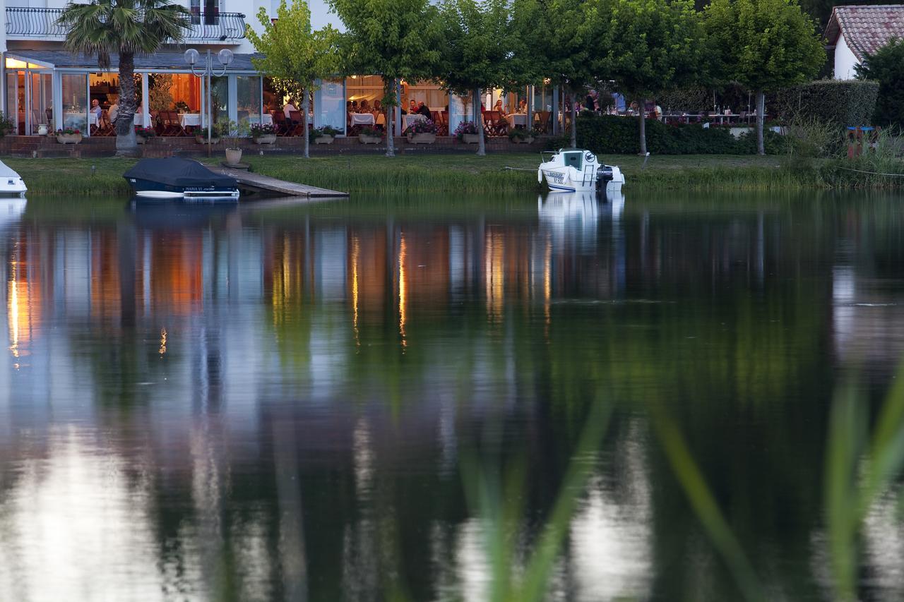 La Caravelle Logis Hotel Biscarrosse Exterior photo